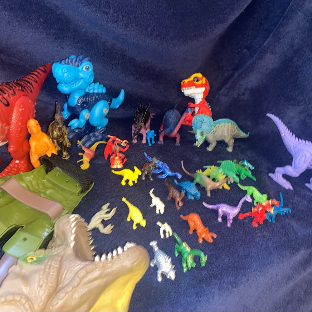 Colorful Dinosaur Toy Set